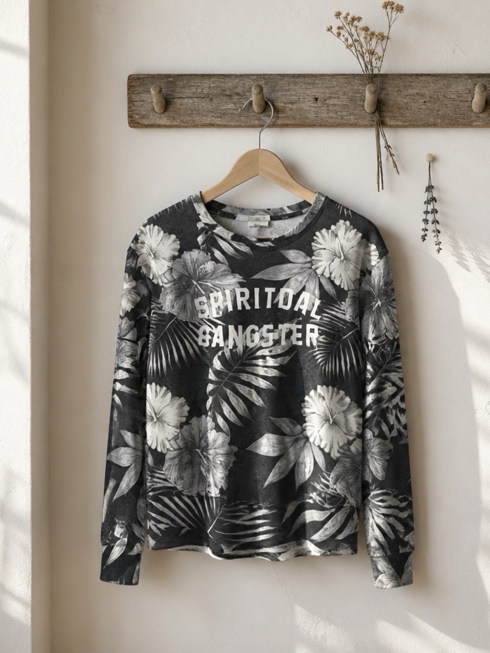 Spiritual Gangster Tropical Print Long-Sleeve Top  Women’s size small   Yoga,